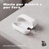 Kit Limpador para Fones e Capa Protetora de Silicone Nerdcase para AirPods Pro 3, Branca