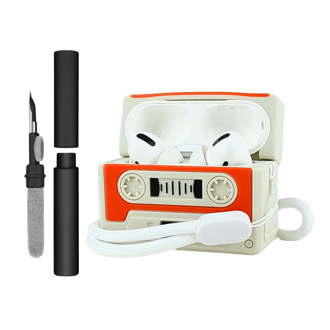 Kit Caneta Limpeza  e Capa Protetora Nerdcase Compatível com AirPods Pro 1 e 2, Fita Cassete Retrô